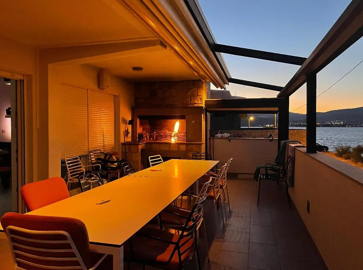 Apartment Rovci 1 Slatine Croatia